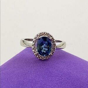 💛 Elegant 18k White Gold Plated Blue Topaz Ring